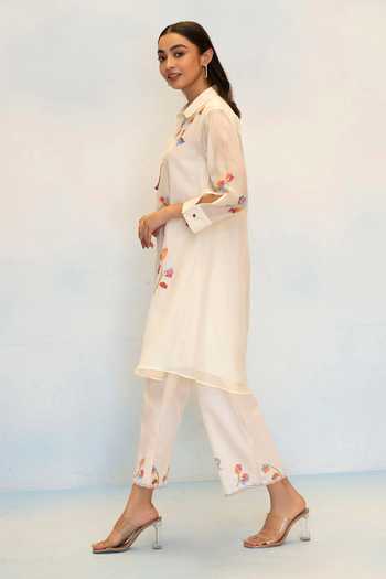 Buy_AM By Anita Mittal_White Chanderi Collared Neck, Yes Aab Cord Embroidered Kurta And Pant Set _Online_at_Aza_Fashions