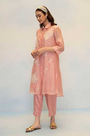 Shop_AM by Anita Mittal_Pink Chanderi Collared Neck Zara Flower Embroidered Kurta And Pant Set 