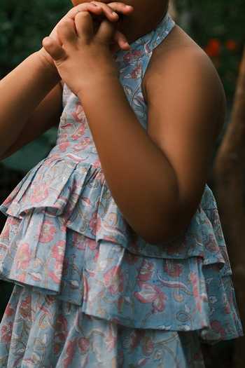 Love The World Today_Blue Cotton Butterfly Halter Neck Top And Skirt Set _Online