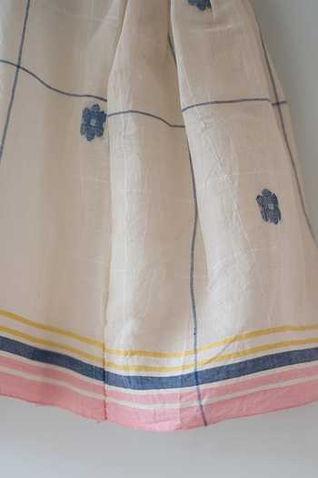Love The World Today_Off White Cotton Lullaby Skies Woven Top _Online