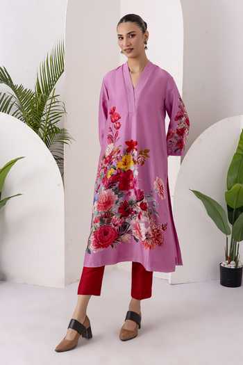 Haute Mess_Pink Silk, Chanderi V-neck Printed Tunic And Pant Set _at_Aza_Fashions