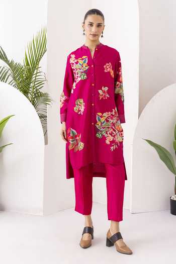 Shop_Haute Mess_Pink Silk, Chanderi Mandarin Collar, Yes Printed Kurta And Pant Set _at_Aza_Fashions