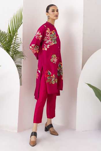Haute Mess_Pink Silk, Chanderi Mandarin Collar, Yes Printed Kurta And Pant Set _Online_at_Aza_Fashions