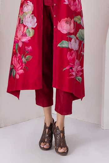 Haute Mess_Red Silk, Chanderi V-neck Printed Top And Pant Set _Online_at_Aza_Fashions