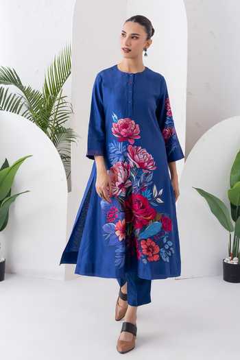 Haute Mess_Blue Silk, Chanderi Round Neck Printed Kurta And Pant Set _Online_at_Aza_Fashions