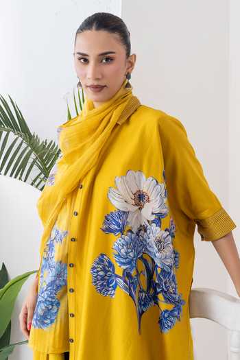 Buy_Haute Mess_Yellow Silk, Chanderi Collared Neck Printed Tunic And Pant Set _Online_at_Aza_Fashions