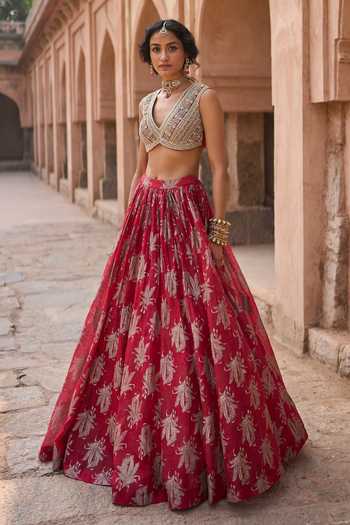 Bhumika Sharma_Red Organza, Net V-neck Floral Print Skirt Set _at_Aza_Fashions