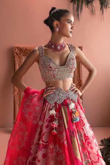 Bhumika Sharma_Fuchsia Organza V-neck Meryem Printed Lehenga Set _Online_at_Aza_Fashions