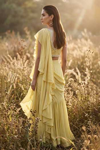 Shop_Basanti Kapde aur Koffee_Green Chinon Square Neck Ruffle Draped Saree With Blouse _at_Aza_Fashions