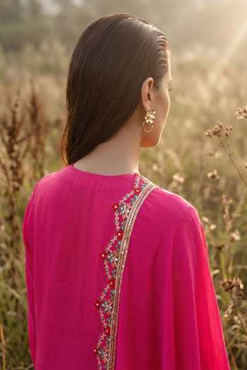 Basanti Kapde Aur Koffee_Fuchsia Chinon V-neck Imperial Rose Phulkari Sharara Set _Online_at_Aza_Fashions