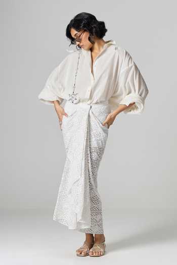 Dilnaz_Cream Cotton Collared Neck Delhi Organic Shirt _Online_at_Aza_Fashions
