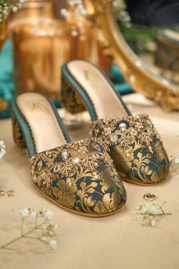 Buy_House of Vian_Green Gulrukh Mule Heels _at_Aza_Fashions