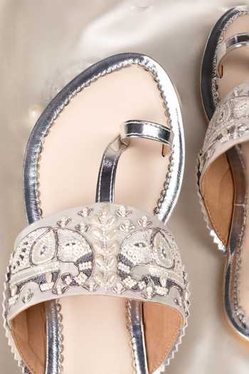 House of Vian_Ivory Hasteen Embroidered Kolhapuris _at_Aza_Fashions