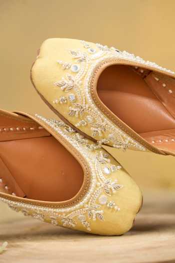 House Of Vian_Yellow Afroz Embroidered Juttis _Online_at_Aza_Fashions
