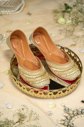 Buy_House Of Vian_Gold Sahiba Green Juttis _at_Aza_Fashions
