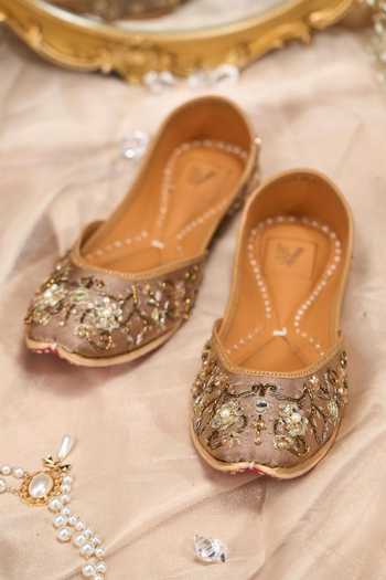Buy_House of Vian_Brown Dilruba Floral Embroidered Juttis _at_Aza_Fashions