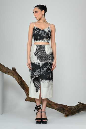Buy_The Dramebaaz CO_Black Silk Sweetheart Neck Illume Sleeveless Bustier Skirt Set _Online_at_Aza_Fashions