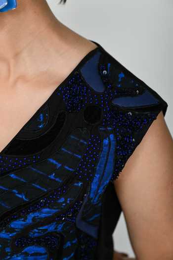 Buy_The Dramebaaz CO_Blue Silk V-neck Maze Waistcoat 