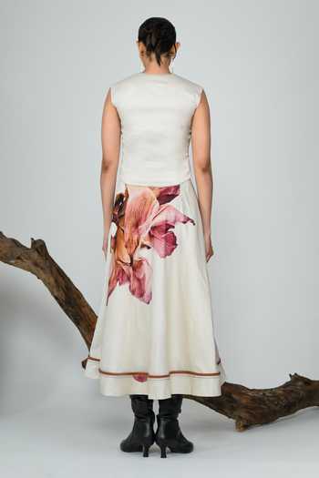 Shop_The Dramebaaz CO_Blush Silk V-neck Petals After Time Skirt Set _at_Aza_Fashions