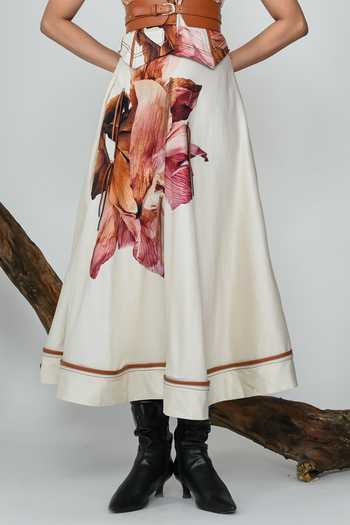 Shop_The Dramebaaz CO_Blush Silk V-neck Petals After Time Skirt Set _Online_at_Aza_Fashions
