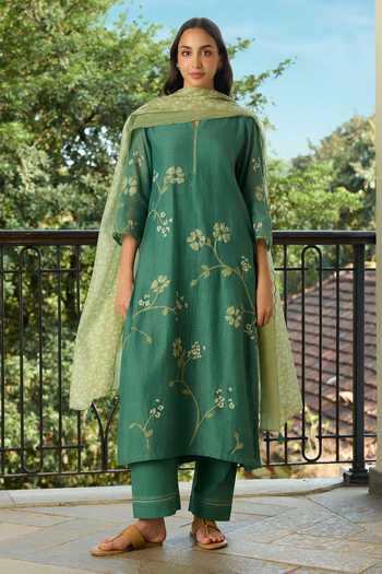 Buy_Vaayu_Green Muslin, Cotton Jade Applique Embroidered Kurta Set _at_Aza_Fashions