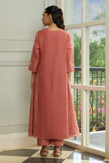 Shop_Vaayu_Pink Cotton, Muslin Round Neck, Yes Blush Applique Work Kurta And Pant Set _at_Aza_Fashions