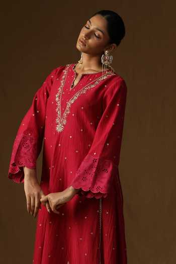 Buy_Arpita Sulakshana_Red Chanderi V-neck, Yes Sakhi Noor Gulab Kurta And Pant Set 