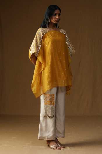 Buy_Arpita Sulakshana_Yellow Chanderi Boat Neck, Yes Noorika Sunehri Kurta And Pant Set _Online_at_Aza_Fashions