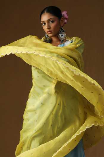 Buy_Arpita Sulakshana_Blue Silk V-neck Madhavi Aabha Neel Embroidered Kurta Set _Online_at_Aza_Fashions