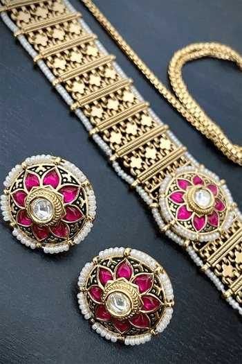MRJEWELS_White Antique Chandanhaar Choker Set _Online_at_Aza_Fashions