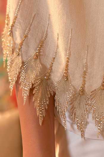 Mauli Cashmere_Beige Leafy Sparkle Embroidered Stole _Online_at_Aza_Fashions