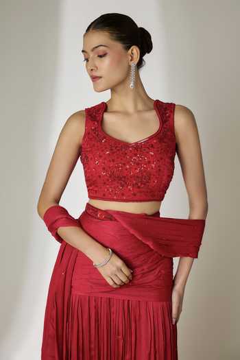 Essay By Sumedha Agrawal_Maroon Satin, Chiffon, Viscose Sweetheart Pleated Pre-draped Saree With Blouse _Online_at_Aza_Fashions