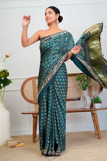 Geroo Jaipur_Blue Silk, Modal Round Neck Ajrakh Print Saree With Blouse _Online