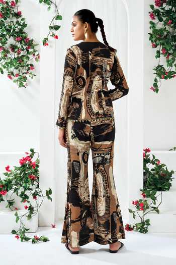Shop_Arje India_Black Crepe V-neck Printed Top And Pant Set _at_Aza_Fashions