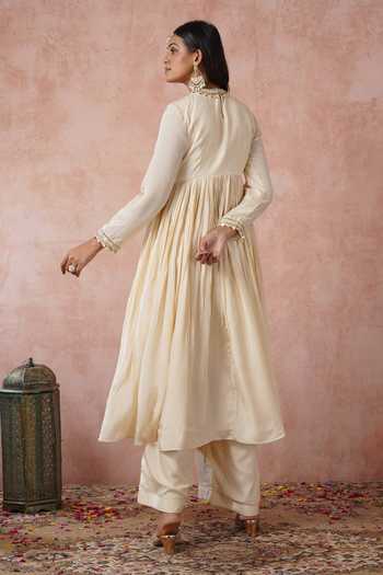 Shop_Arje India_Ivory Silk, Cotton Lace Round Neck Floral Print Kurta And Palazzo Set _at_Aza_Fashions