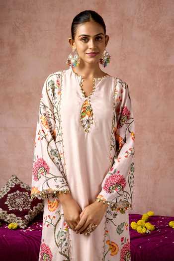 Buy_Arje India_Pink Silk, Cotton Keyhole Neck, Yes Floral Print Kurta And Pant Set _Online_at_Aza_Fashions