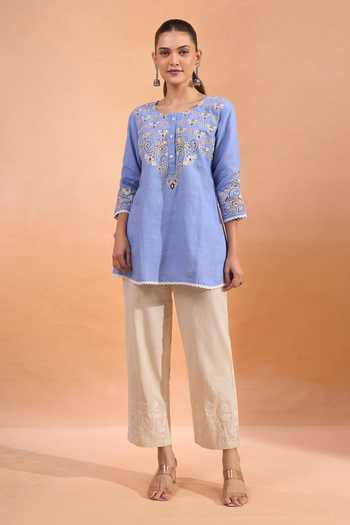 Khwaab By Sanjana Lakhani_Sky Blue Embroidery Round Neck Kurta _at_Aza_Fashions