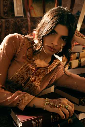 Shop_Nimbu Mirchi_Peach Chanderi Zari Round Neck Embroidered Kurta Palazzo Set _Online_at_Aza_Fashions