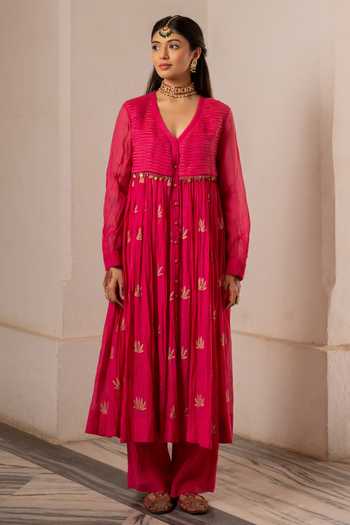 Nimbu Mirchi_Magenta Chanderi V-neck Taha Embroidered Anarkali And Pant Set _Online_at_Aza_Fashions