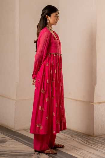 Buy_Nimbu Mirchi_Magenta Chanderi V-neck Taha Embroidered Anarkali And Pant Set _Online_at_Aza_Fashions