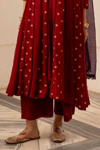 Shop_Nimbu Mirchi_Red Chanderi, Silk, Viscose V-neck Tara Embroidered Kurta Set _Online_at_Aza_Fashions