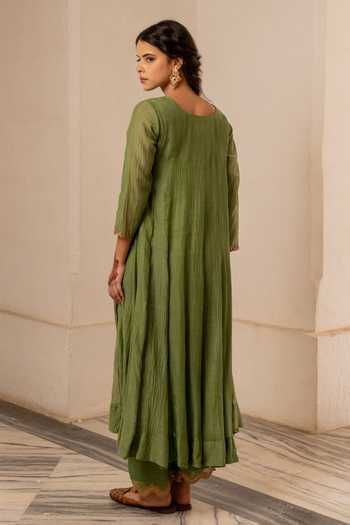 Shop_Nimbu Mirchi_Olive Green Chanderi, Viscose, Silk V-neck, Yes Myra Pleated Kurta Set _at_Aza_Fashions