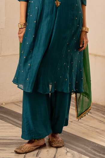 Nimbu Mirchi_Blue Chanderi, Silk, Viscose Round Neck, Yes Zoya Yoke Embroidered Kurta Set _Online_at_Aza_Fashions