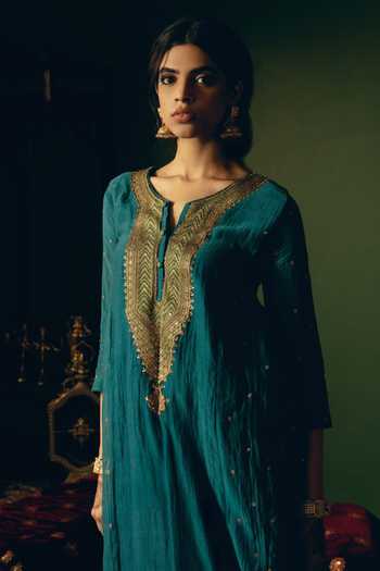 Buy_Nimbu Mirchi_Blue Chanderi, Silk, Viscose Round Neck, Yes Zoya Yoke Embroidered Kurta Set _Online_at_Aza_Fashions