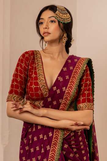 Buy_Nimbu Mirchi_Purple Chanderi V-neck Iman Geometric Embroidered Saree With Blouse _Online_at_Aza_Fashions