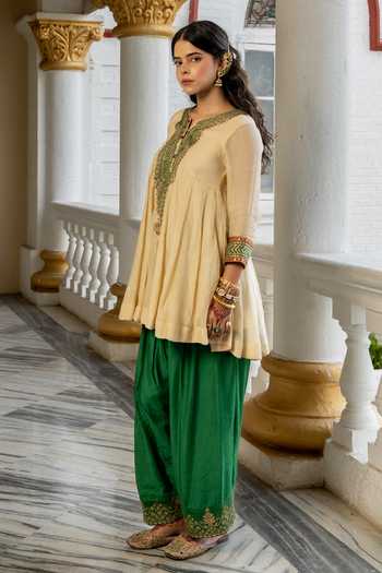 Nimbu Mirchi_Beige Chanderi, Viscose Split V-neck Laila Embroidered Short Kurta Set _Online_at_Aza_Fashions