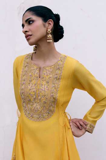 Buy_Pink City By Sarika_Yellow Silk, Chanderi, Organza Round Sunlit Heirloom Embroidered Anarkali Set 