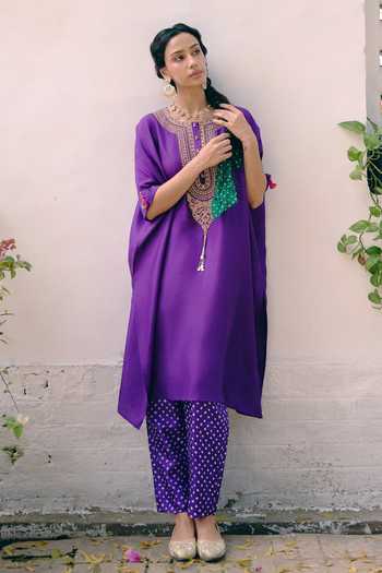 Shop_Pink City By Sarika_Purple Silk Round Neck Heritage Chic Embroidered Kaftan And Pant Set _Online_at_Aza_Fashions