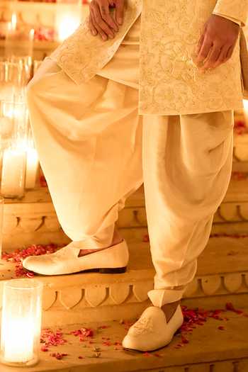 Seema Gujral_Ivory Silk Embroidered Sherwani And Kurta Set _Online_at_Aza_Fashions