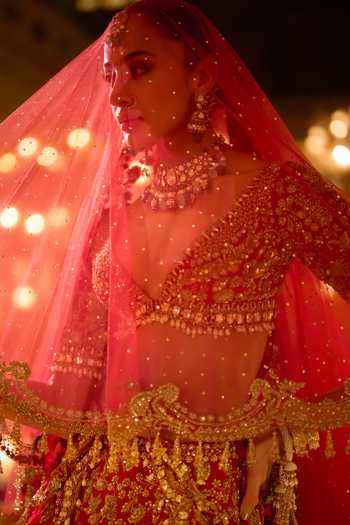 Buy_Seema Gujral_Red Silk, Organza Plunge Neck Zardozi Bridal Lehenga Set _Online_at_Aza_Fashions
